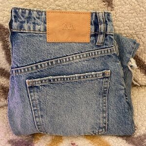 Brand new never worn jeans from Zara